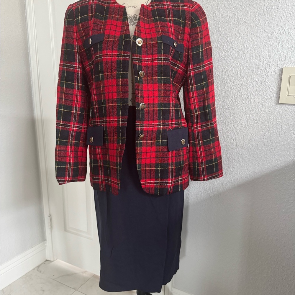 Suitables Classic Red and Black Plaid Women's skirt suit Ideal